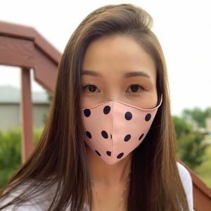 ✨20% off bundle of 2+✨ reversible fabric face mask